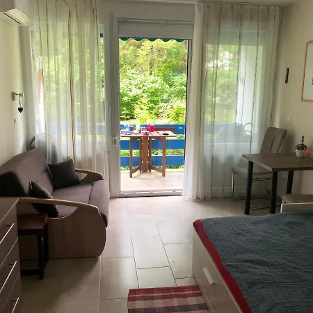 Csopak Apartman *