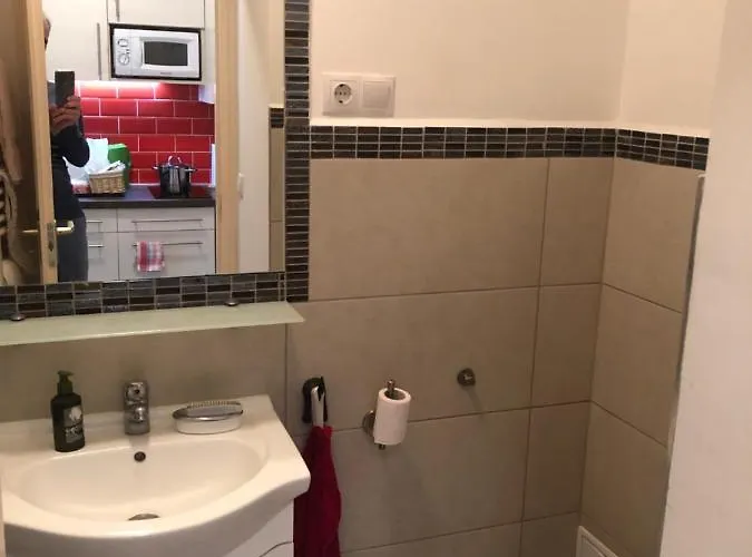 Csopak Apartman Apartment *